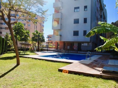 02 piscina y jardin el toro.jpg