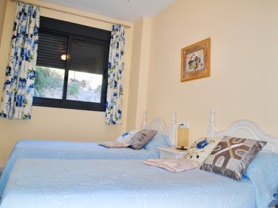 09 dormitorio 2 fuengirola.jpg