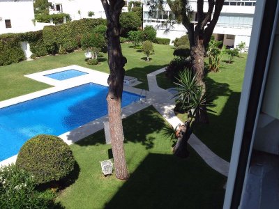 +11 jardin y piscina benalmadena.jpg