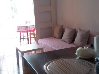 +06 estudio sofa.jpeg