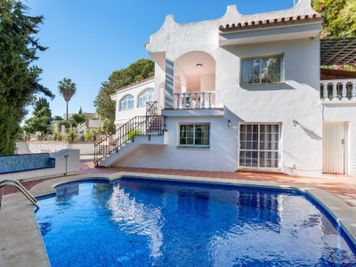 Вилла с 6 спальнями в Riviera del Sol, Михас Коста