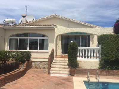 Вилла с 3 спальнями в Калаонда (Calahonda), Михас Коста